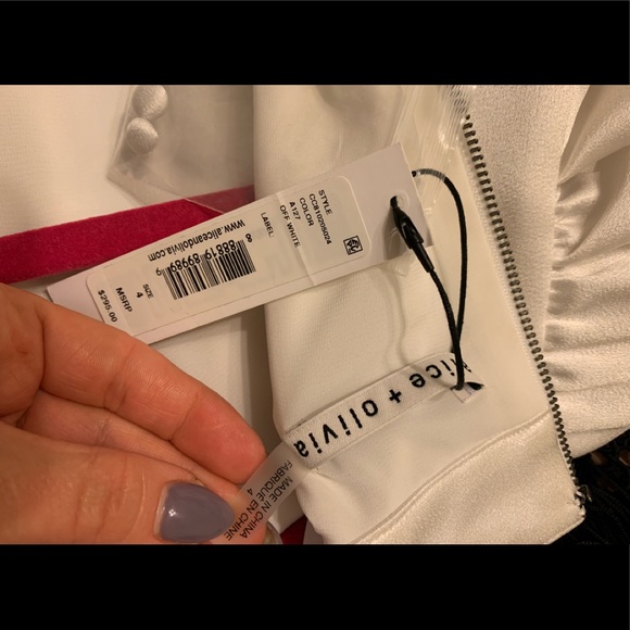 SOLD Alice & Olivia Brenna Satin puff sleeves top 4 - Picture 6 of 10